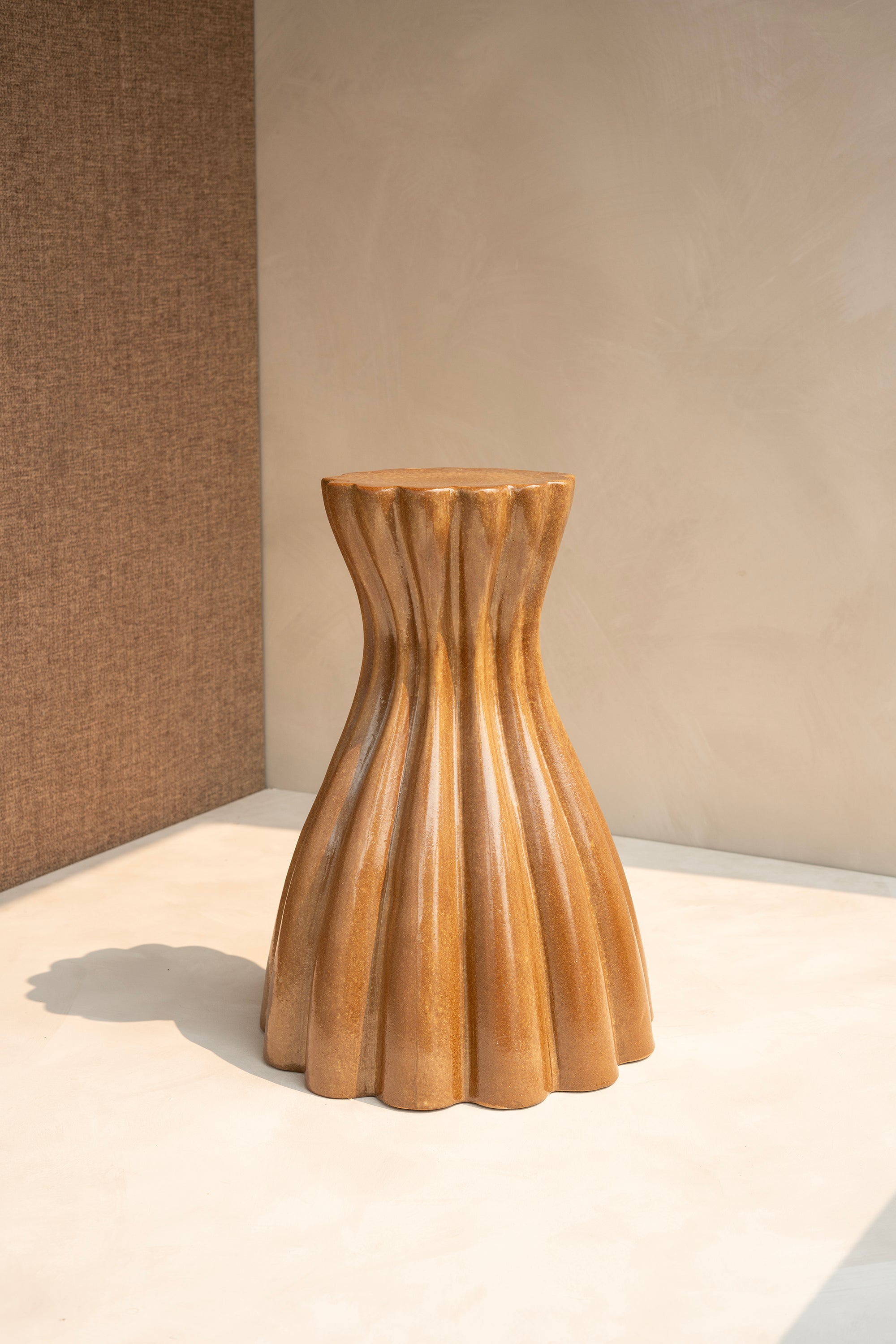 DIN Side Table - Sai Brown