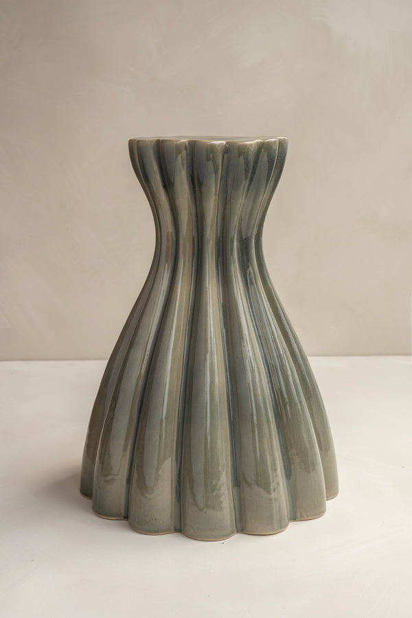 DIN Side Table - Kwan Gray